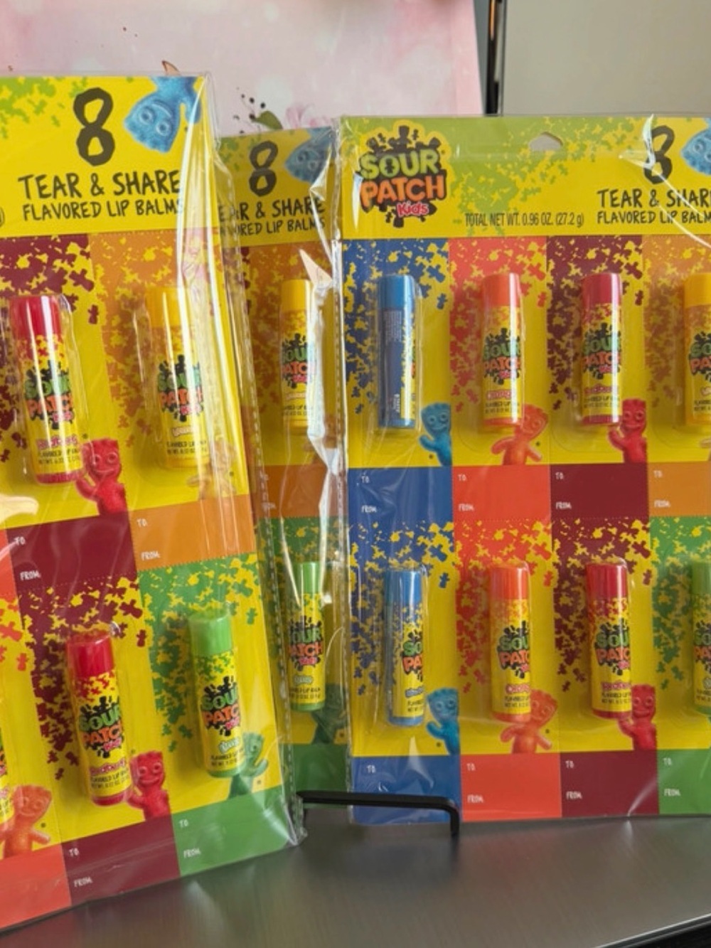 Tear & Share Flavored Lip Balm Pack Assorted  Sour patch kids 24 lip balms - Picture 4 of 4